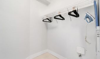 161 BROADWAY 1F, Bayonne, NJ 07002