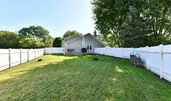 1157 Runningbrook Ct, Avon, IN 46123