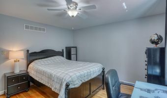 7 PIERSON Dr, Hockessin, DE 19707