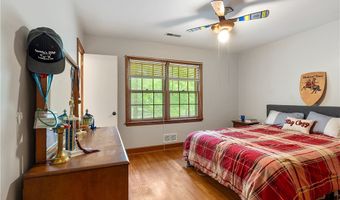 621 Bethesda Ave, Aberdeen, NC 28315