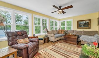 78 Cates Ln, Brookfield, NH 03872