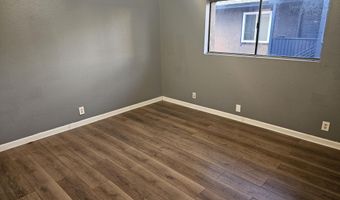 286 W PALOMINO Dr 180, Chandler, AZ 85225