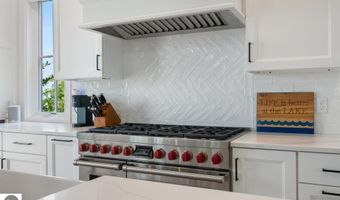 9214 Myrtle Ln, Alden, MI 49612