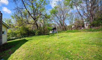 702 13th St, Altavista, VA 24517