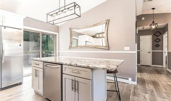 42 Seminole Trl, Cranston, RI 02921