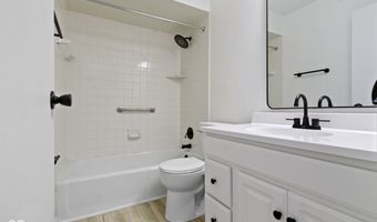 5177 Fairway Dr, Avon, IN 46123