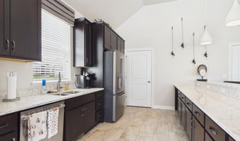 5668 N KESTREL Cir, Appleton, WI 54913