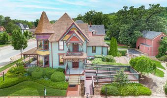302 S Main St, Algonquin, IL 60102