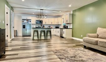 422 17th St, Bedford, IN 47421