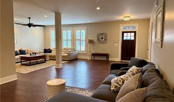 712 4TH Ave, West Point, GA 31833