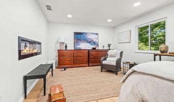 4720 Nirvana Dr, Adrian, MI 49221