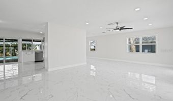 1024 SPINDLE PALM Way, Apollo Beach, FL 33572