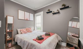 109 5th St, Aurora, IN 47001