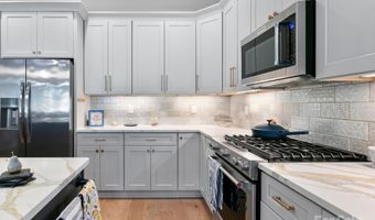158 Waightstill Dr, Arden, NC 28704