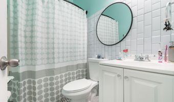 39 N 11TH St, Allentown, PA 18101
