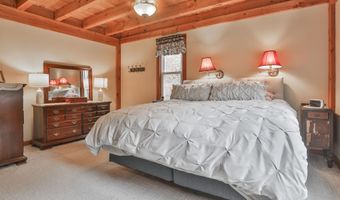 46 Oak Hill Rd, Brookline, NH 03033