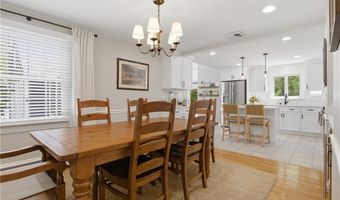 1 Blacksmith Rd, Lincoln, RI 02865