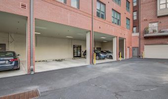 1107 S WALTER REED Dr 302, Arlington, VA 22204