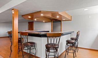 6050 N FRENCH Rd, Appleton, WI 54913