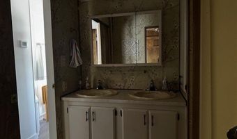 146 N. Merrill Rd 107, Apache Junction, AZ 85120