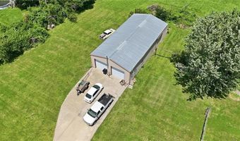 17274 Kansas Ave, Basehor, KS 66012