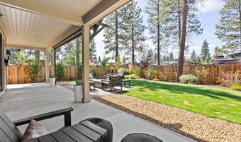 1185 NW Singleton Pl, Bend, OR 97703