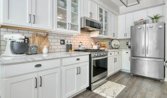 332 Hawthorne Ln, Barnegat, NJ 08005