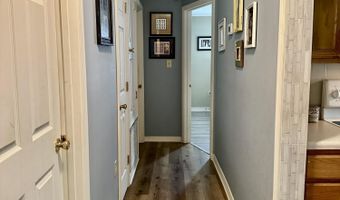 15173 Lorraine Rd, Biloxi, MS 39532