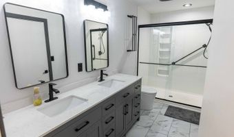 69 Lakeshore Dr, Adair, OK 74330