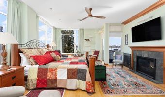 341 Thames St S-104, Bristol, RI 02809