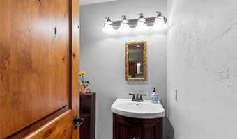 425 Grand Dr, Bigfork, MT 59911