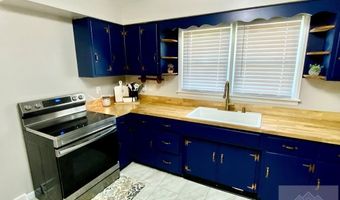 5921 Hinton Rd, Athens, WV 24712