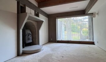 435 Avery Hill Rd, Alton, NH 03810
