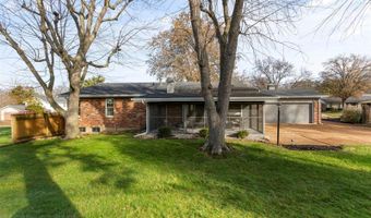 417 Mayfair Dr, Ballwin, MO 63011