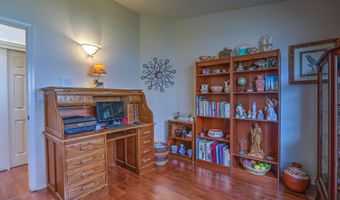 915 WIND RIVER St SE, Albuquerque, NM 87123