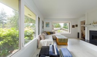 48 California Ave, Arcata, CA 95521