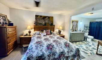 111 W Lee St, Aurora, MO 65605