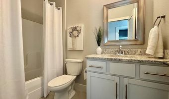 915 NE Heights Ln, Bentonville, AR 72712