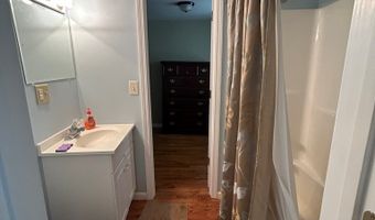 131 Lansworth Dr, Austinville, VA 24312