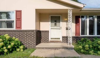 617 NW Beechwood St, Ankeny, IA 50023