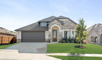 210 Comanche Trl, Alvarado, TX 76009