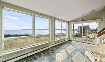 81 Nubble Rd, York, ME 03909