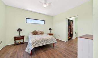 944 Lakepointe Dr, Albany, KY 42602