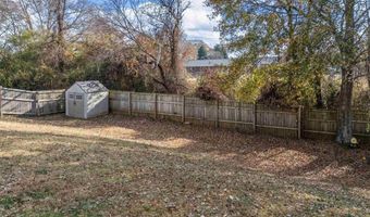 135 Castleton Cir, Boiling Springs, SC 29316