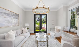 3403 JOHN MARSHALL Dr, Arlington, VA 22207
