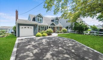 84 Lebrun Ave, Amityville, NY 11701