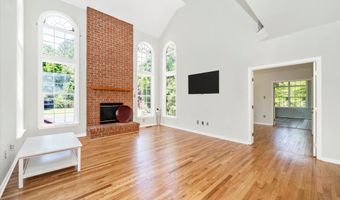 4406 HUNTCHASE Dr, Bowie, MD 20720