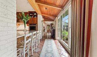 3044 Mcconnell Dr, Baton Rouge, LA 70809