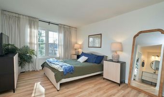 6617 MEDINAH Ln, Alexandria, VA 22312