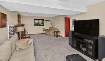 1201 SE Michael Dr, Ankeny, IA 50021